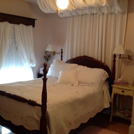 Maple Tourist Home B&B Grand Falls Esterno foto